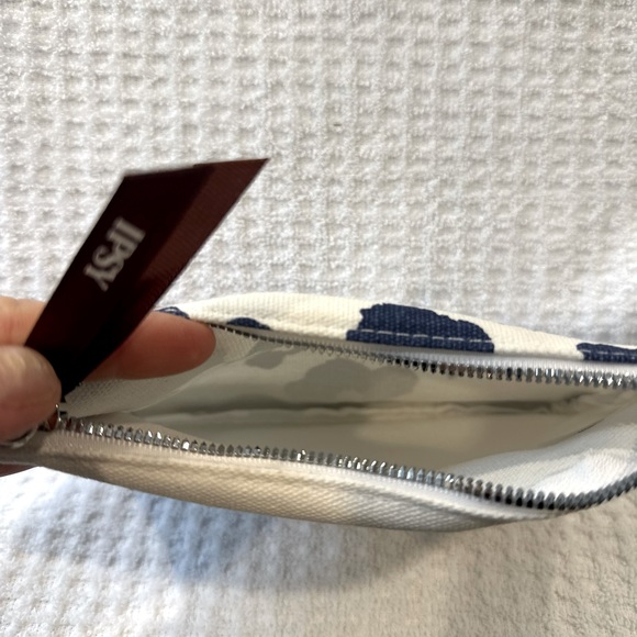 💠Choose 4 for $8 Pick 4 + Offer $8~ OR $3 each ~ Brand New IPSY Bag 7x5 - Picture 2 of 3